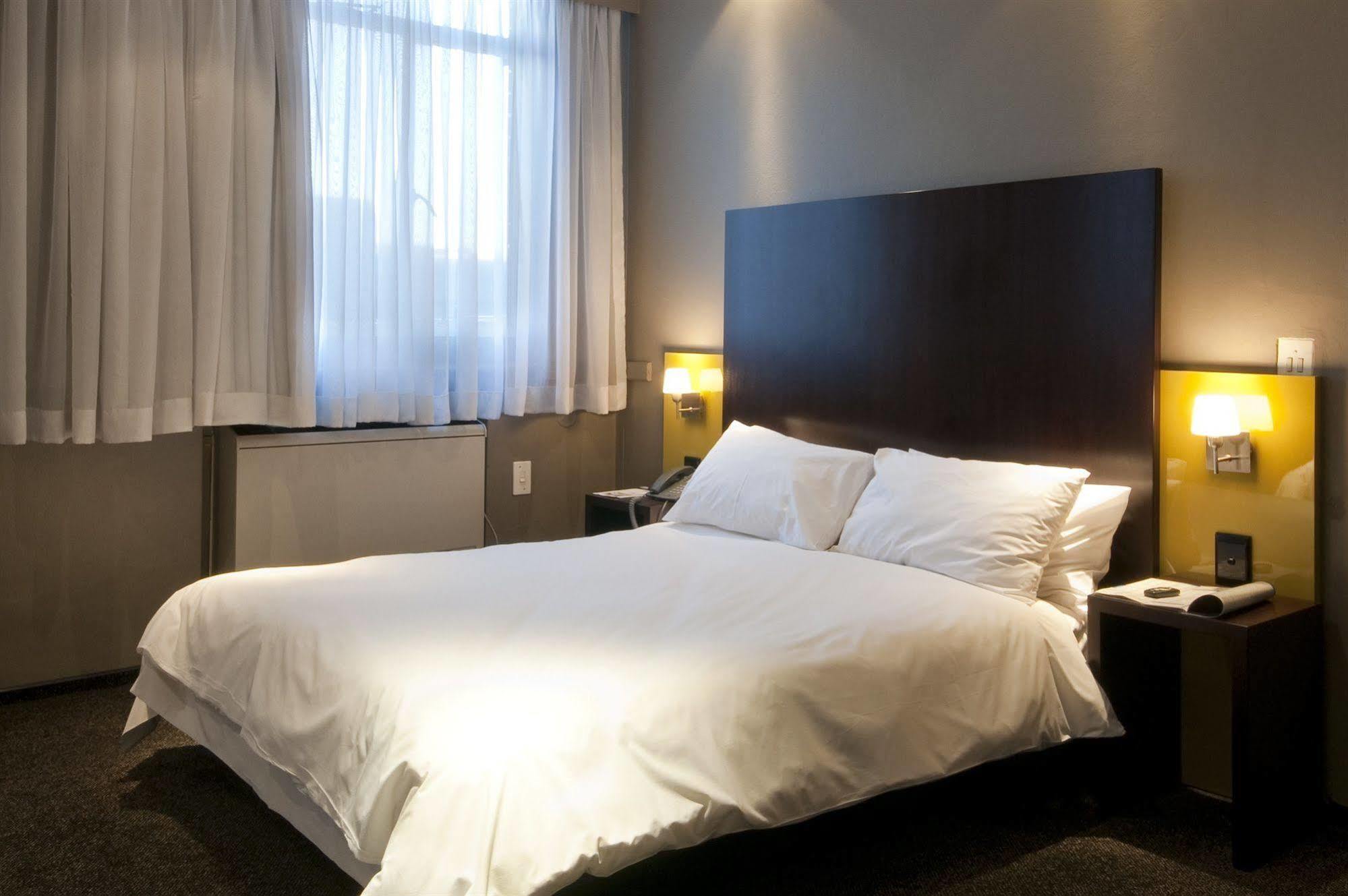 Manhattan Hotel Pretoria-Noord Zewnętrze zdjęcie