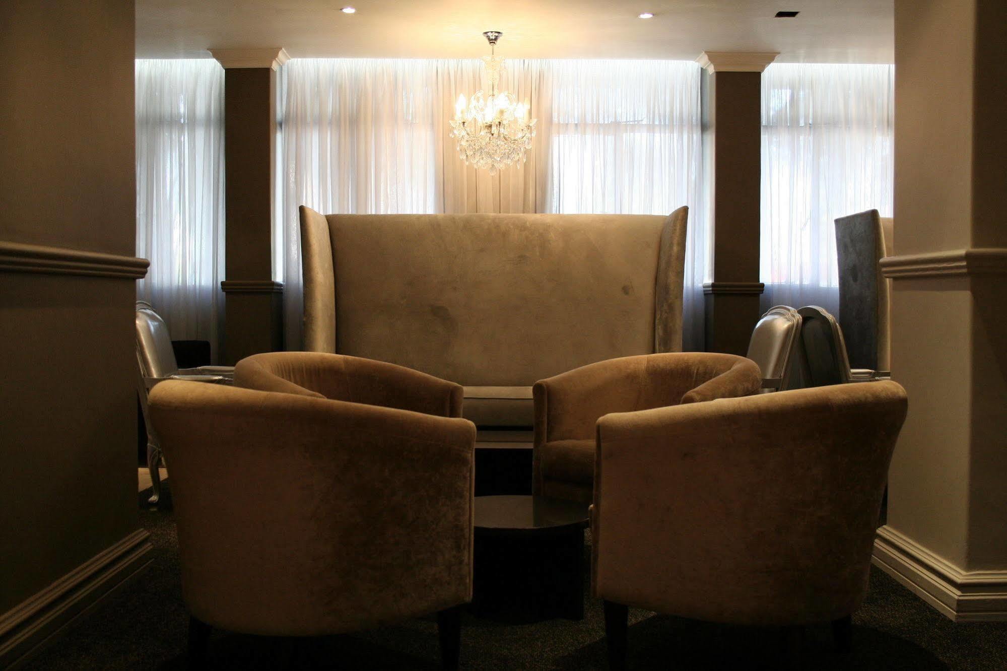 Manhattan Hotel Pretoria-Noord Zewnętrze zdjęcie